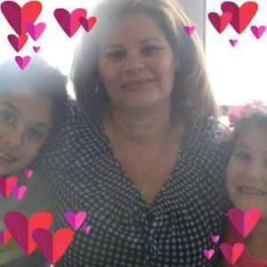 Meet your Posher, Nada